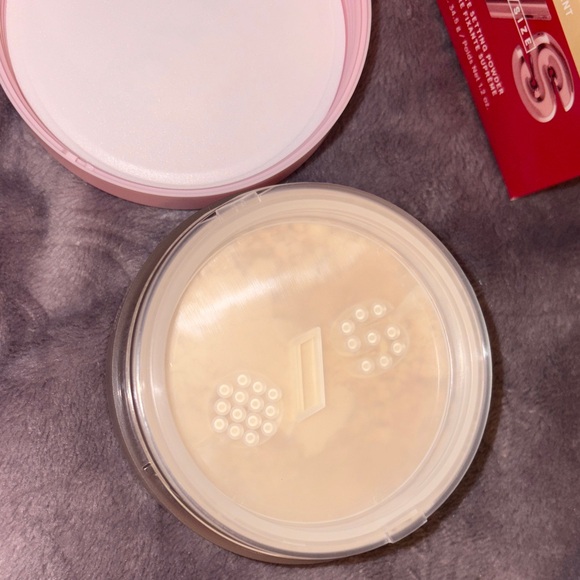 ONE/SIZE Ultimate Setting Powder - Picture 3 of 8